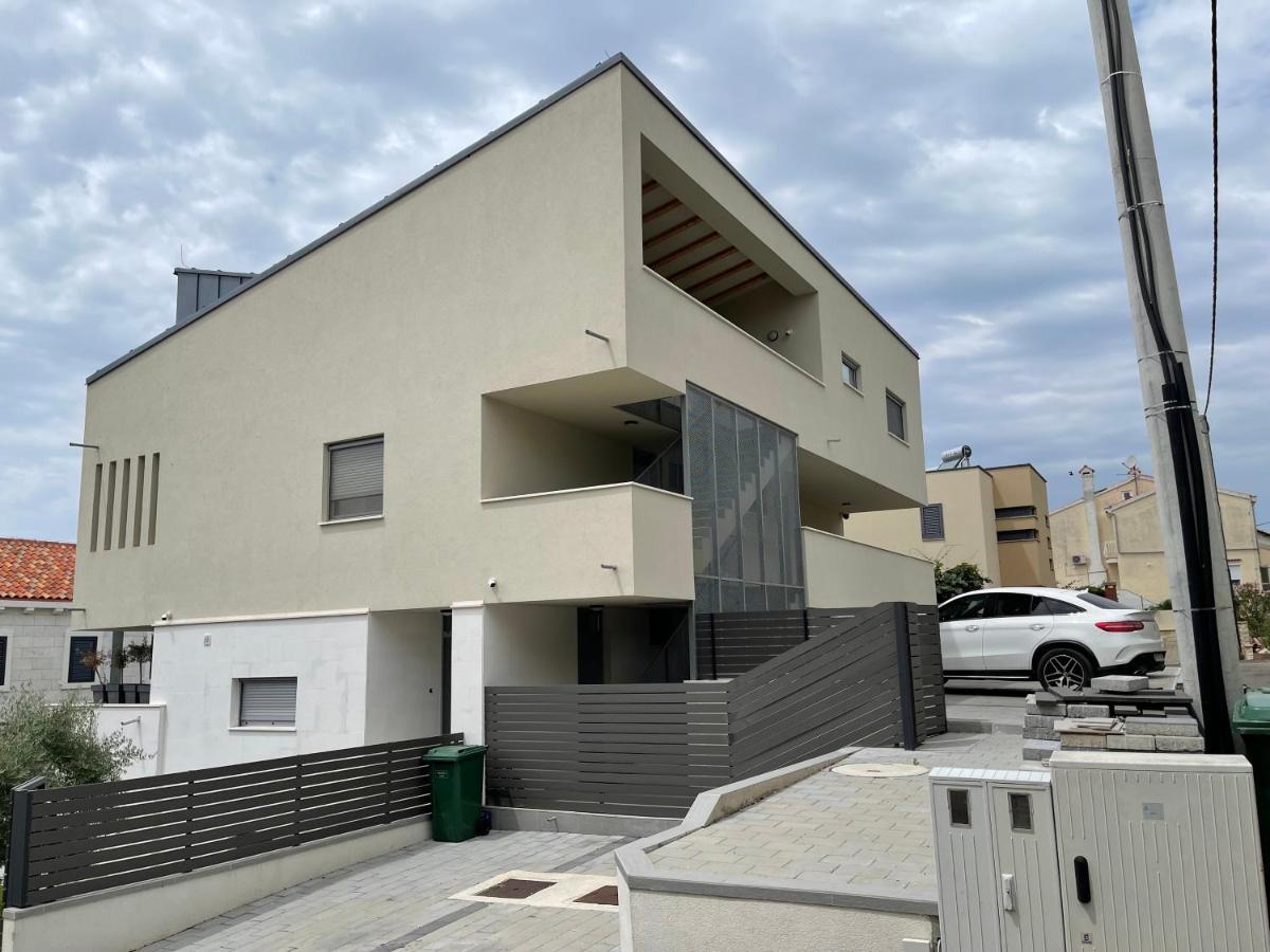 Kozino Apartments Luaran gambar