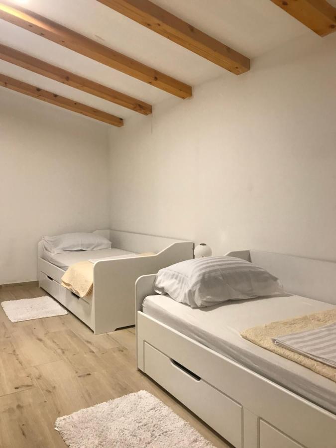 Kozino Apartments Luaran gambar