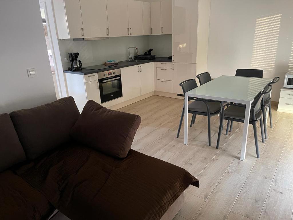 Kozino Apartments Luaran gambar